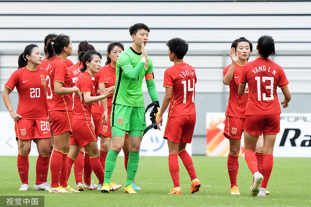 天空体育预测本轮英超：维拉2-1曼城曼联1-2切尔西天空体育预测英超第15轮（北京时间12月6日、7日的比赛）赛果，维拉主场2-1胜曼城，曼联主场1-2不敌切尔西。